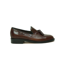 Cargar imagen en el visor de la galería, Zapato Split Tassel Loafer Café
