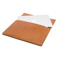 Cargar imagen en el visor de la galería, Funda de Cuero Notebook 14&quot; a 15&quot; - Café Curry
