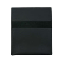 Cargar imagen en el visor de la galería, Funda de Cuero Notebook 14&quot; a 15&quot; - Negro
