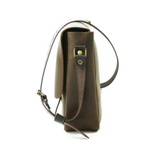 Cargar imagen en el visor de la galería, Maletín de cuero Messenger Basic 13 pulgadas color Café Rústico correas Café Moro
