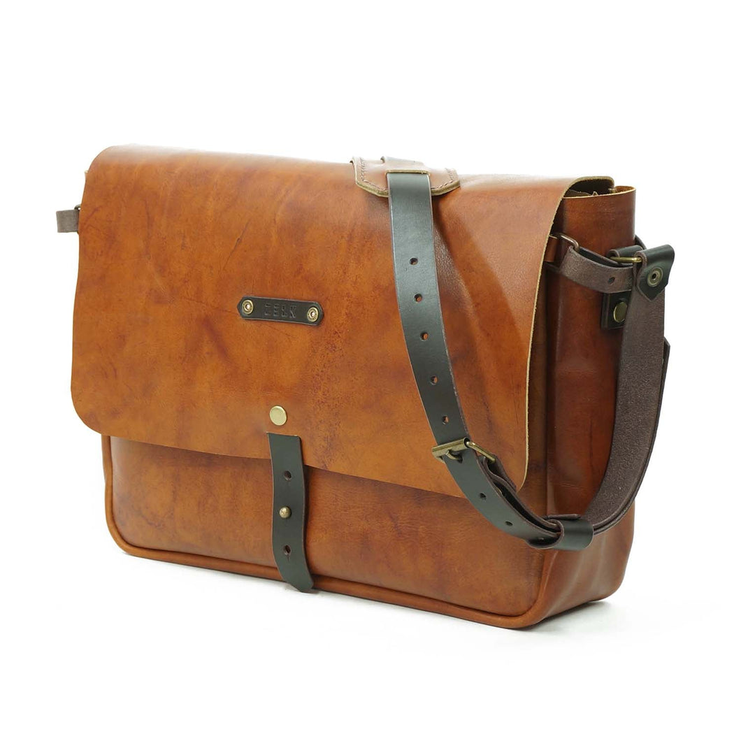 Maletín de cuero Messenger II 13 pulgadas color Curry correas Café Moro