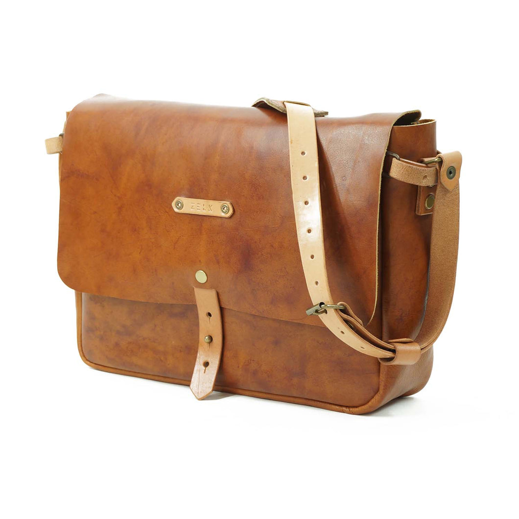 Maletín de cuero Messenger II 15 pulgadas color Curry correas Naturales
