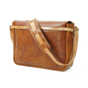 Maletín de cuero Messenger II 15 pulgadas color Curry correas Naturales
