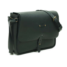 Cargar imagen en el visor de la galería, Maletín de cuero Messenger II 15 pulgadas color Negro correas Negras
