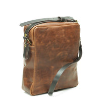 Cargar imagen en el visor de la galería, Bandolera de cuero Satchel Café Texturado

