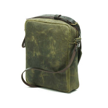 Cargar imagen en el visor de la galería, Bandolera de cuero Satchel Verde Rústico
